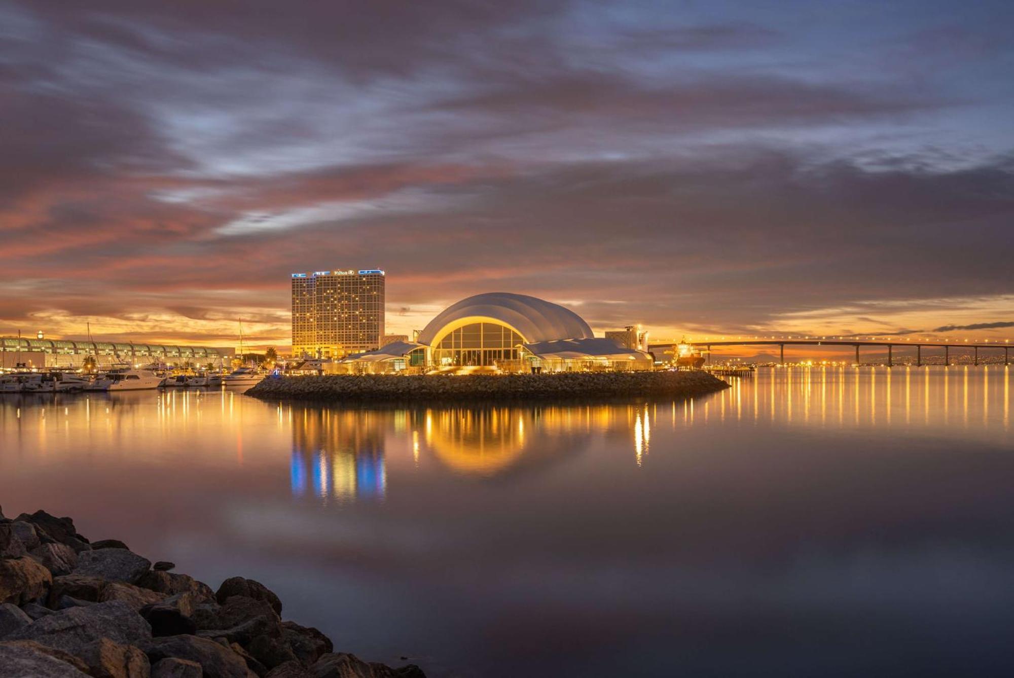 Hilton San Diego Bayfront Bagian luar foto