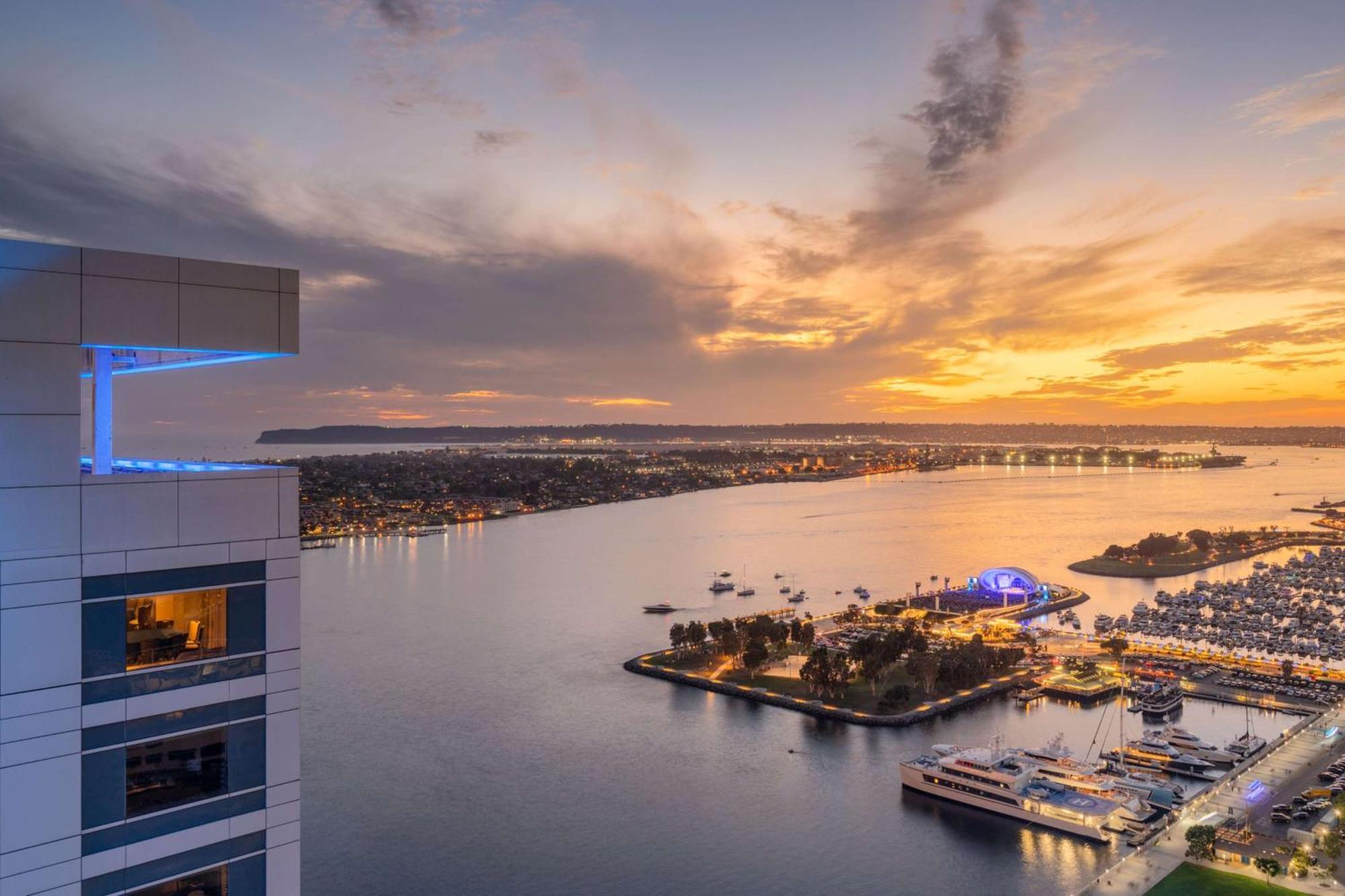 Hilton San Diego Bayfront Bagian luar foto